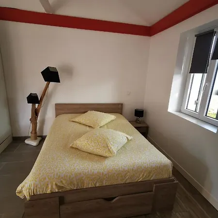 Дом отдыха Meuble Et Equipe Avec Jardin Et Terrasse Privee *