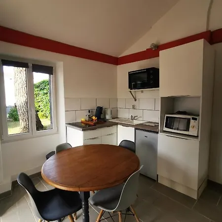 Дом отдыха Meuble Et Equipe Avec Jardin Et Terrasse Privee